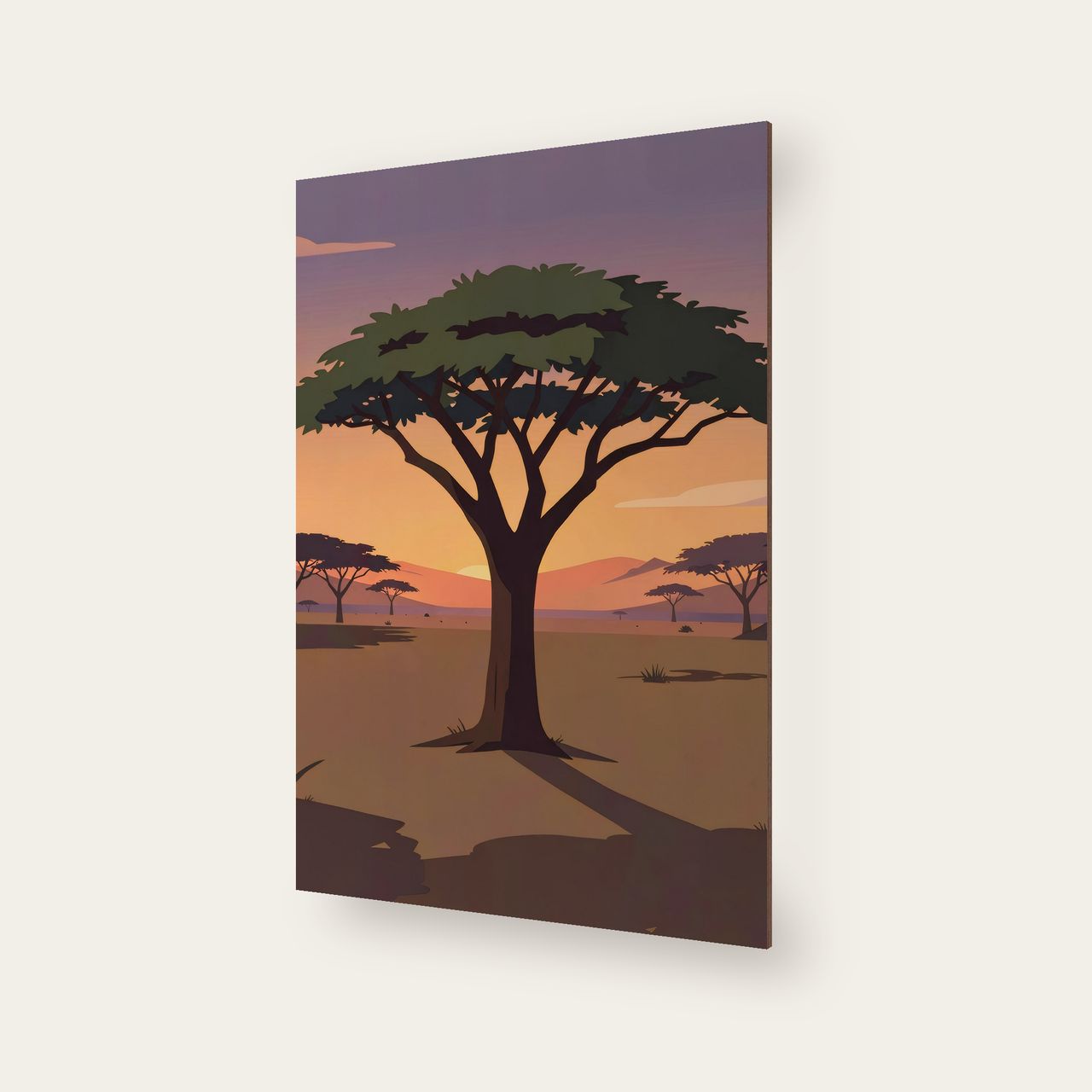 Schräg aufgenommenes Holzposter, sichtbare Holzkante, Baum im Vordergrund