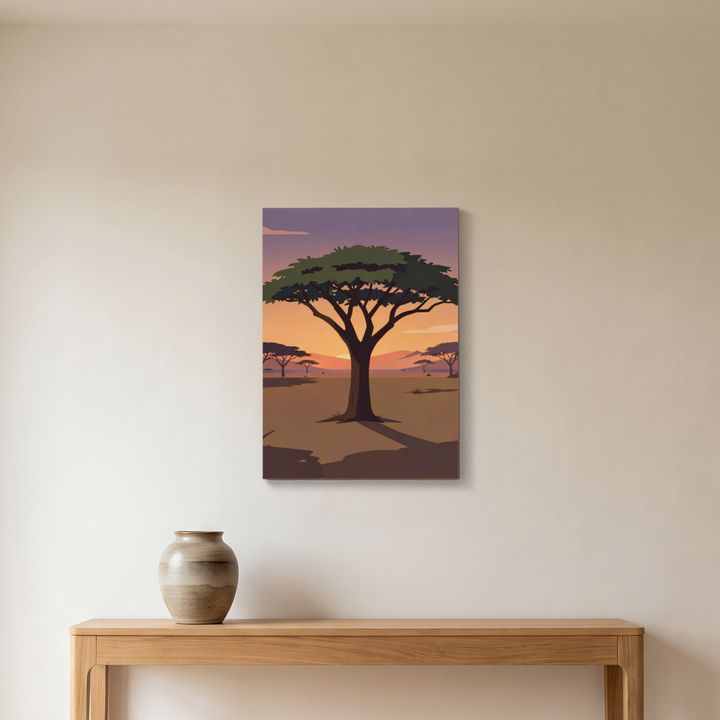 Holzposter hängt gerade an einer glatten Wand im Flur