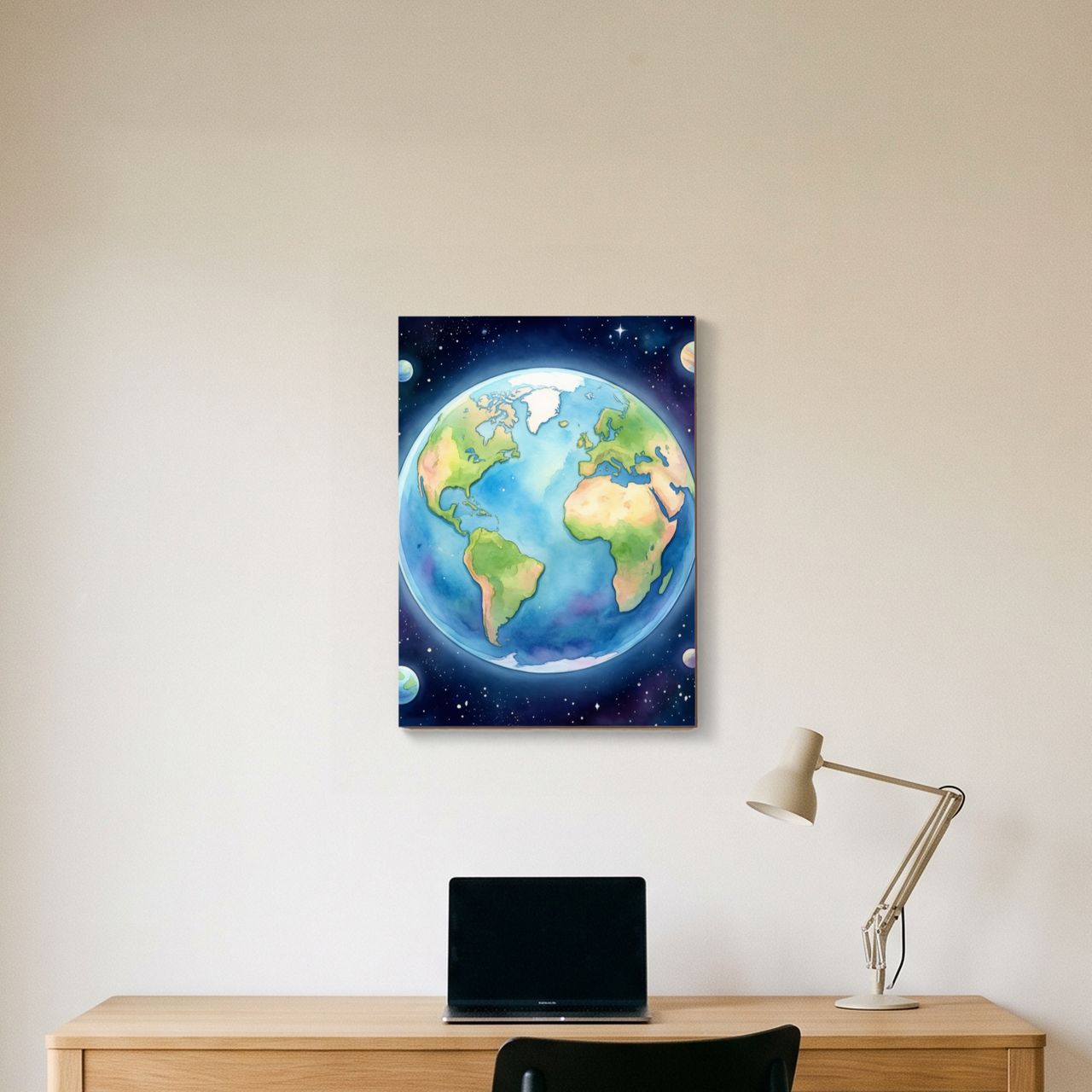 Holzposter an der Wand im Arbeitszimmer, Erde zentriert im Bild