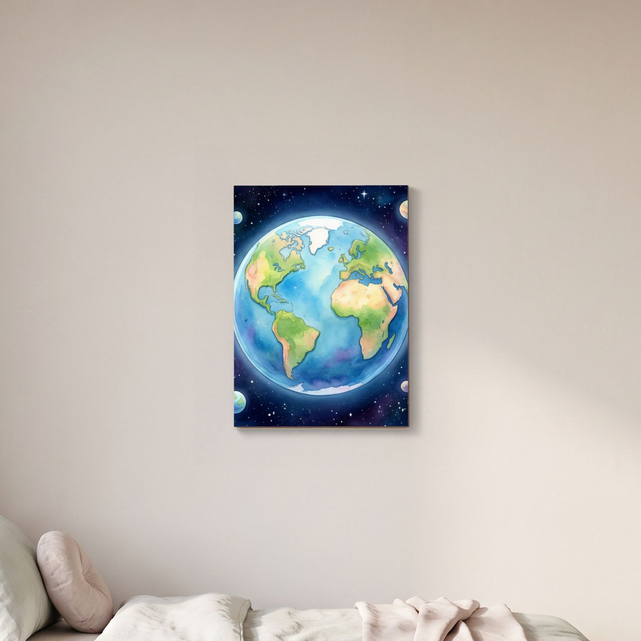 Holzposter im Kinderzimmer, Erde umgeben von kleinen Himmelskörpern