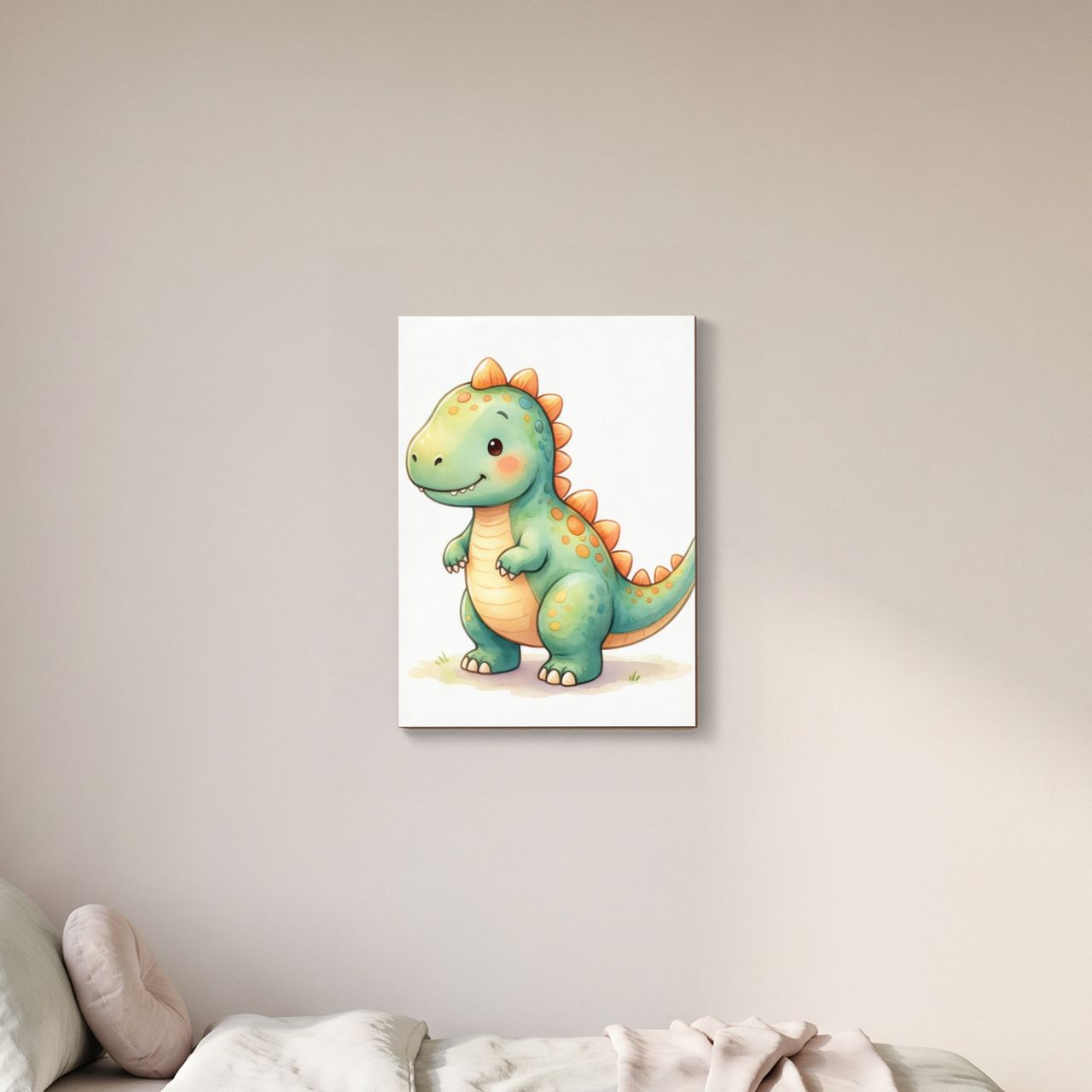Holzposter mit Baby-Dino an der Wand im Kinderzimmer